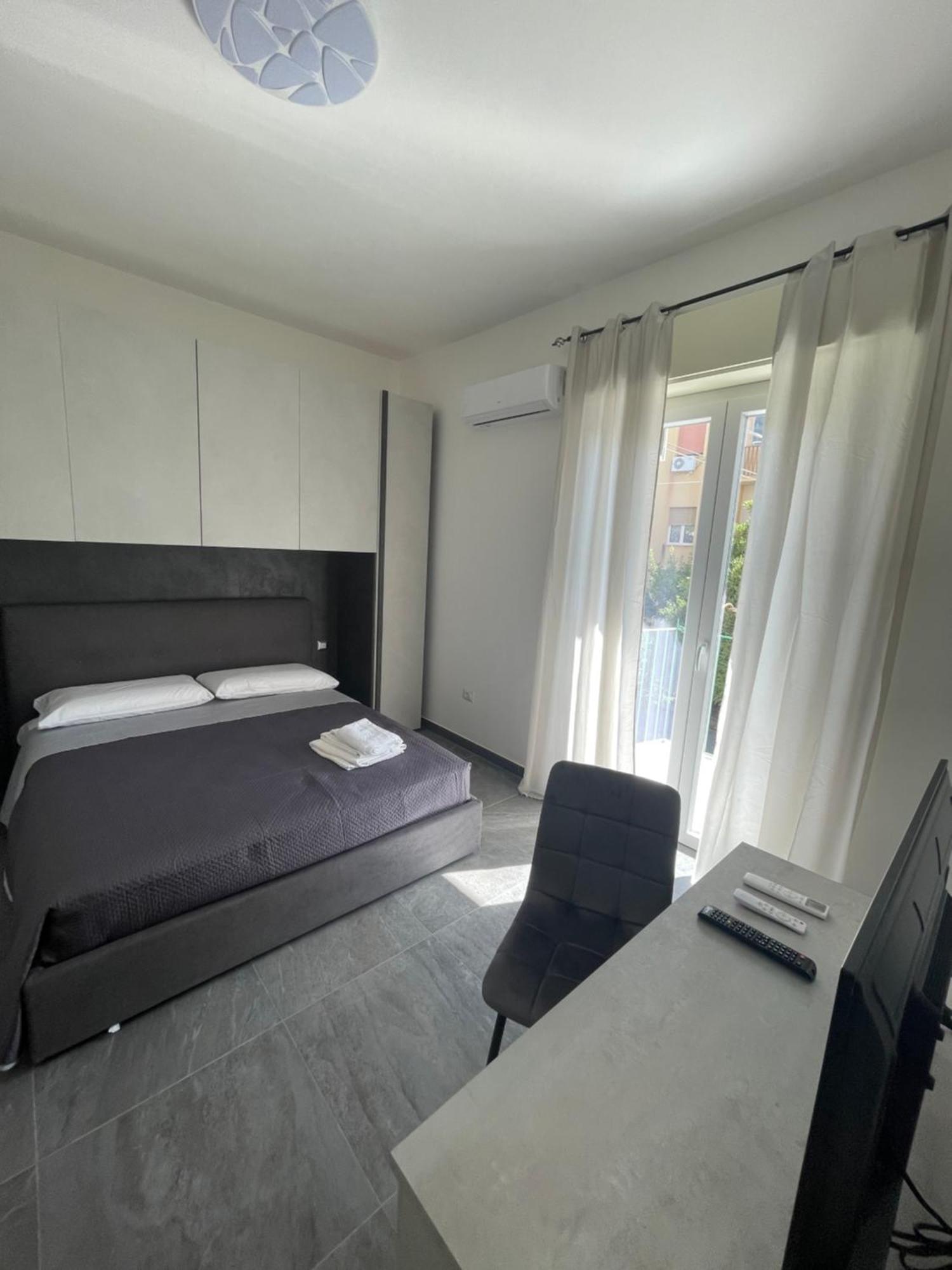 Leos Rooms Caltanissetta Eksteriør billede